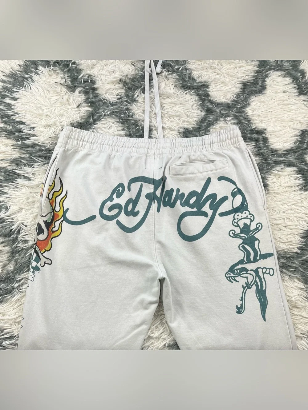 Ed Hardy Men's Ivory Flame Skull Fleece Sweatpants Size Large